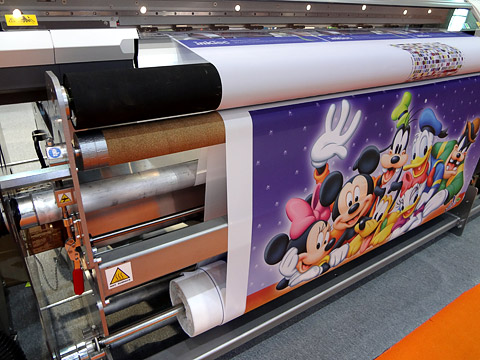 Close-up of the tension cork rollers on media handling system of the ATPColor DFP RSeries.